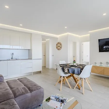 Ocean Garden Sea View * 아데제