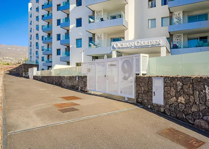 Ocean Garden Sea View 아파트 아데제