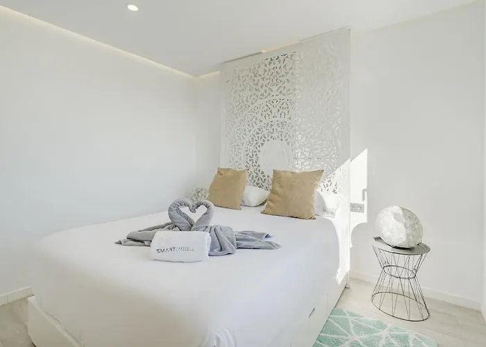 아파트 Ocean Garden Sea View 아데제