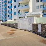 Ocean Garden Sea View 아파트 아데제